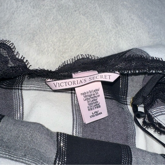 Victoria’s Secret Plaid Cami + Shorts Pajama Set! - Picture 4 of 8